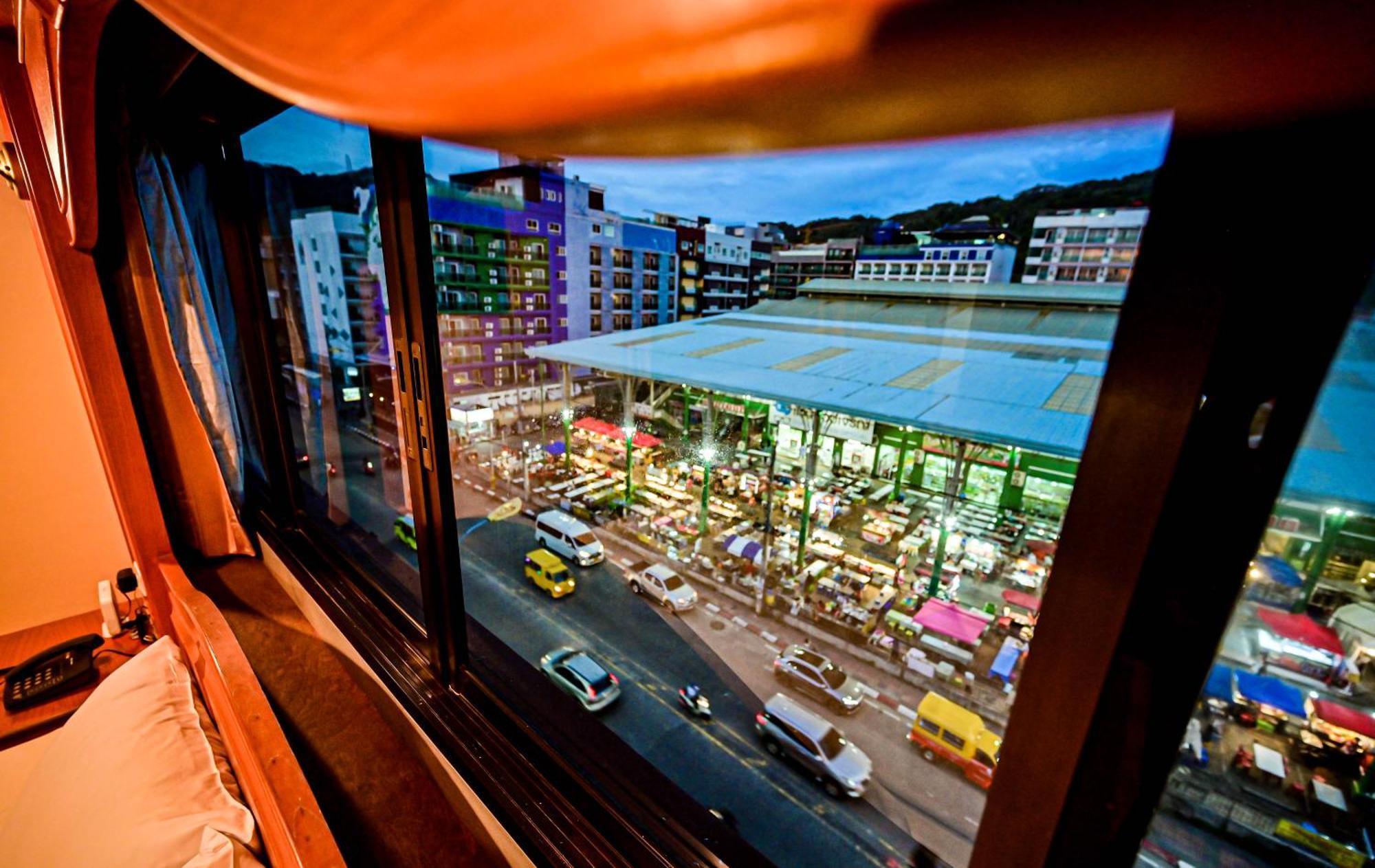 Tiger Complex Hotel Patong Ngoại thất bức ảnh
